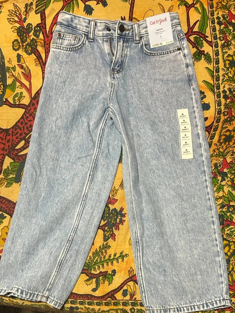 Girls Mid-Rise Wide Leg Jeans Cat & Jack Light Wash Girls Size 6 Baggy